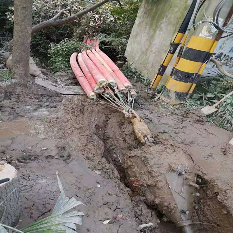 东方风门封窗通道武汉拖拉管